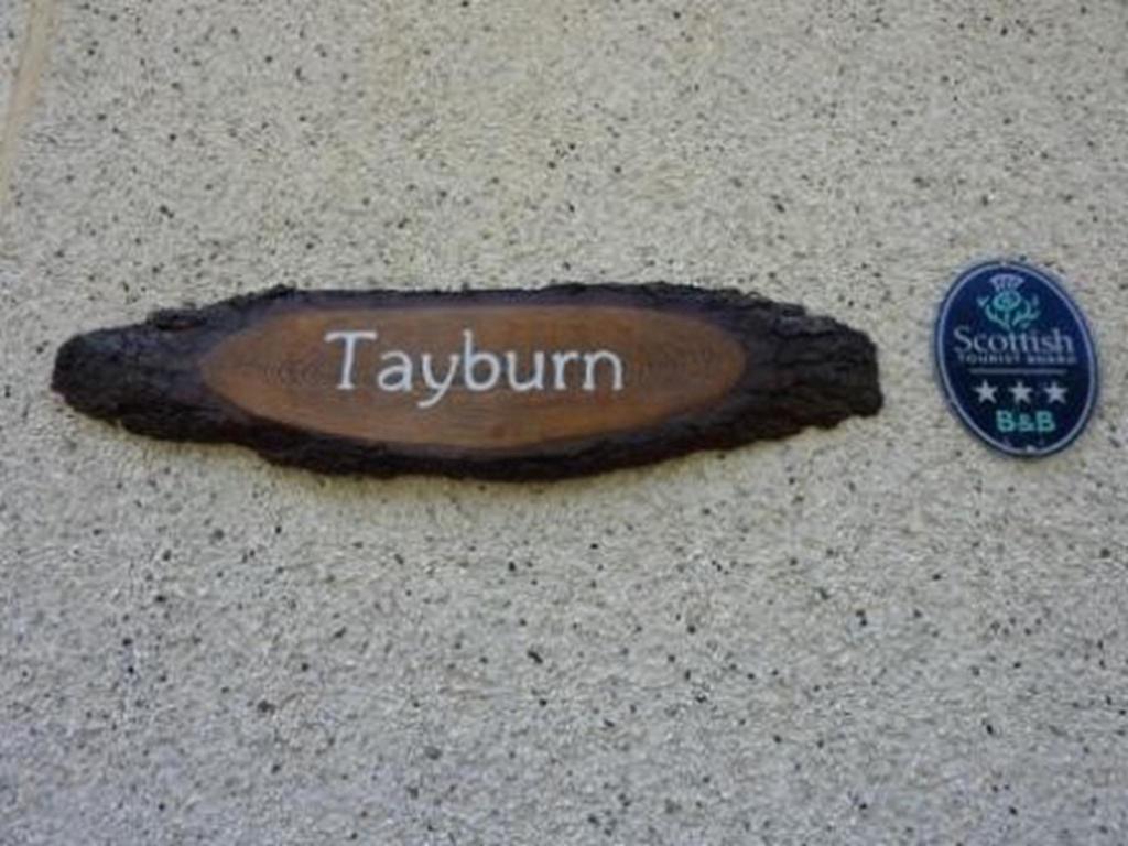 Tayburn House Bed & Breakfast Дънкелд Стая снимка