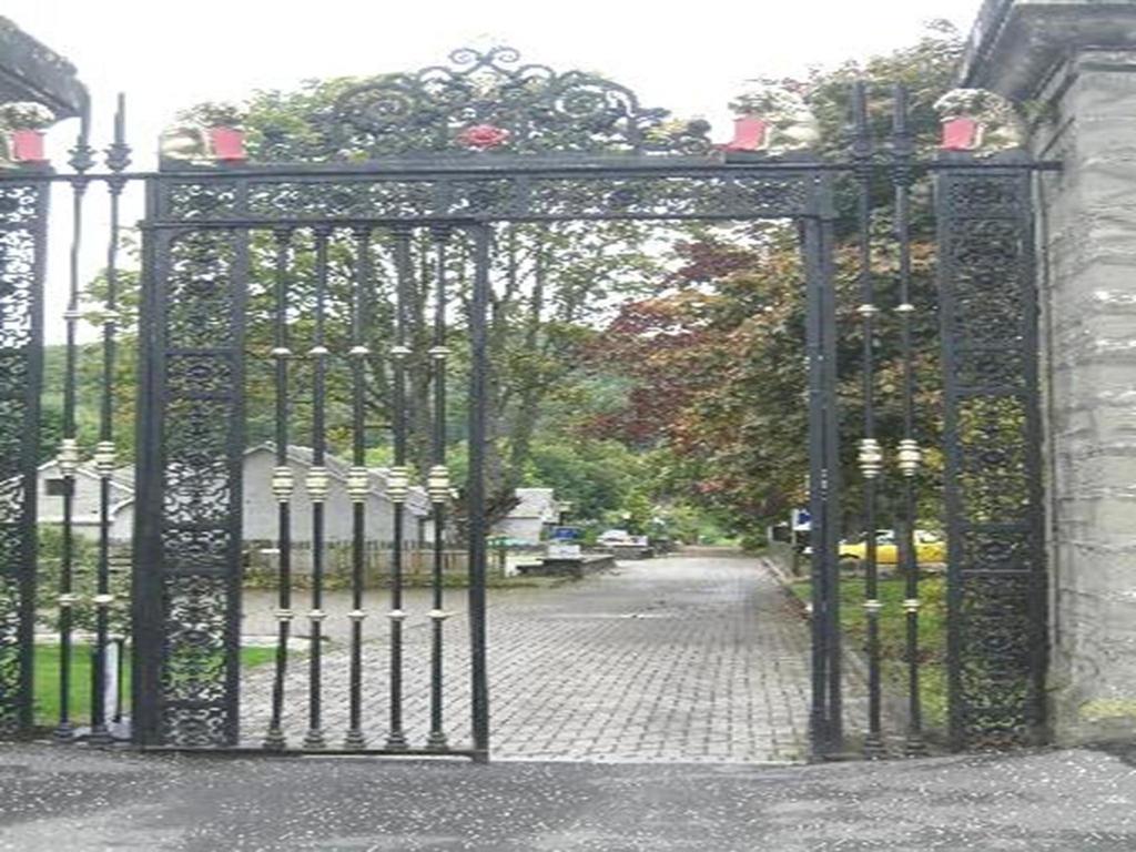 Tayburn House Bed & Breakfast Дънкелд Екстериор снимка