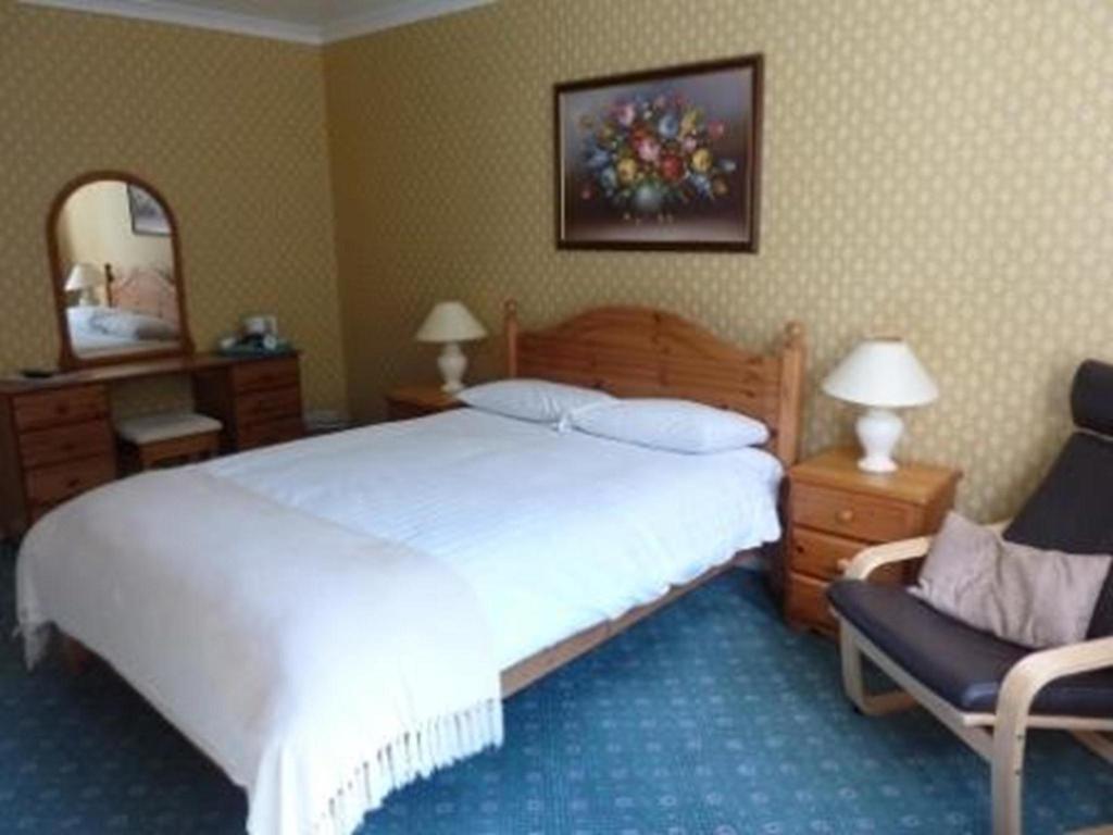 Tayburn House Bed & Breakfast Дънкелд Стая снимка